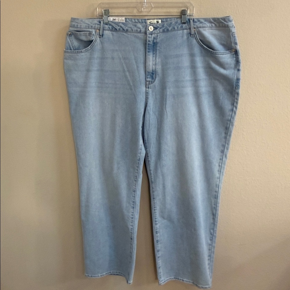 Size 24W Seven7 Loose Straight Jean - Picture 3 of 7